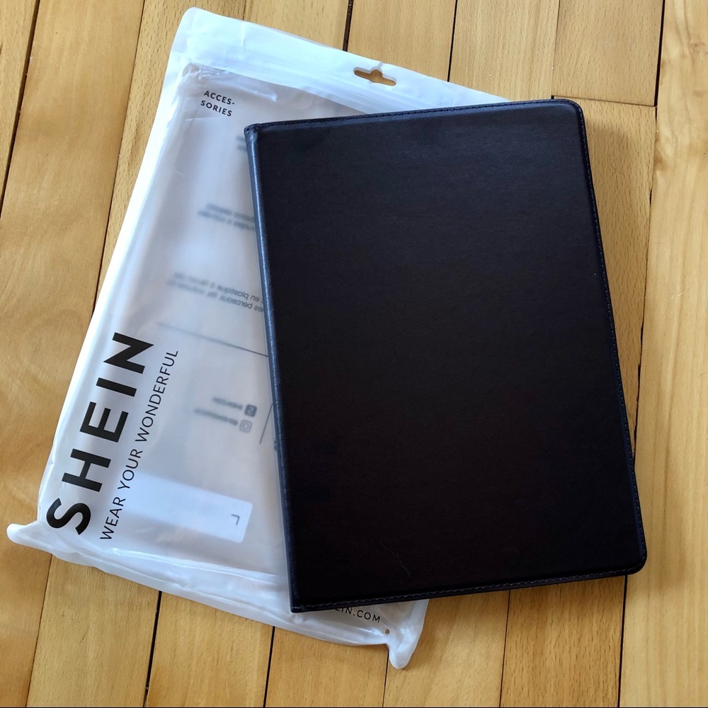Black iPad Pro 9.7 Inch Case - Picture 3 of 4